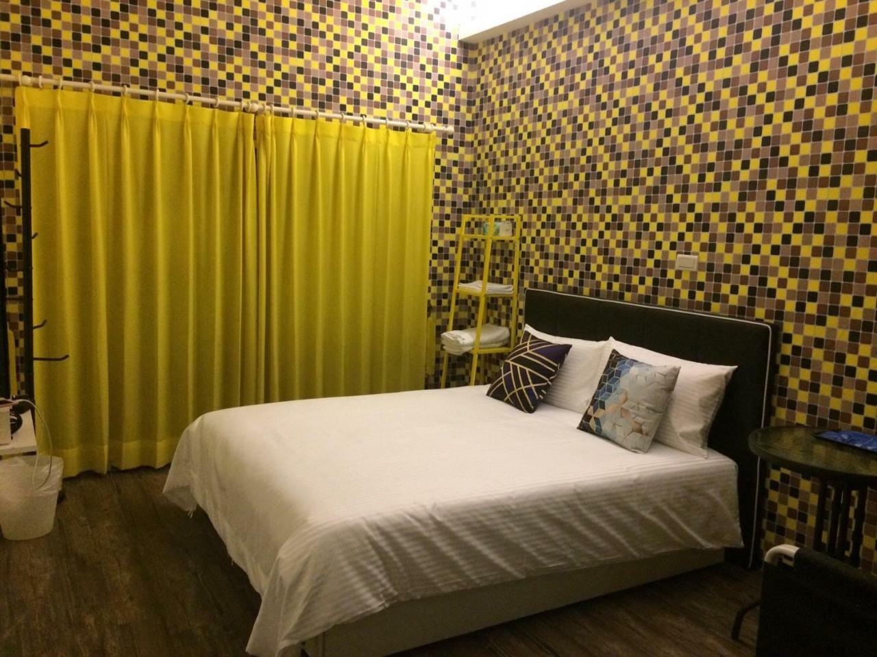 Appartement Traveler Station R15 à Kaohsiung Extérieur photo