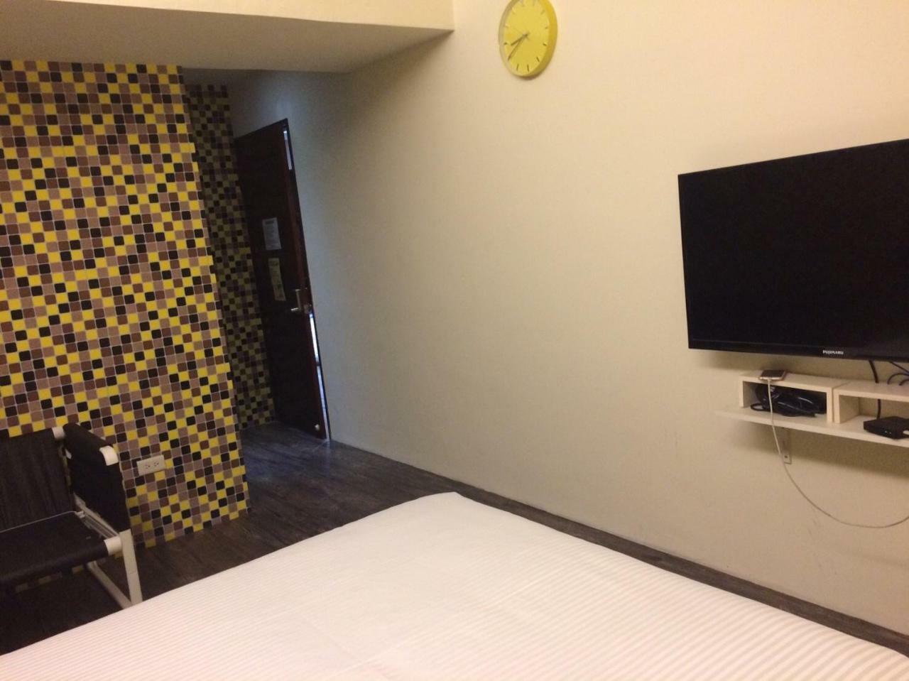 Appartement Traveler Station R15 à Kaohsiung Extérieur photo