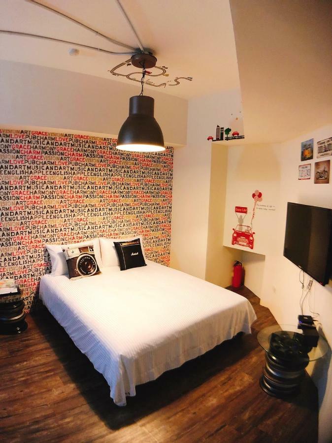 Appartement Traveler Station R15 à Kaohsiung Extérieur photo
